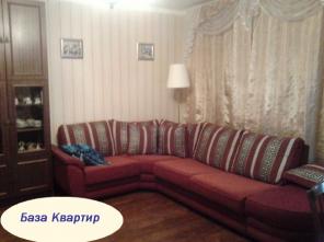 Улица: Турку, 29  Метро: Купчино Комнат: 3