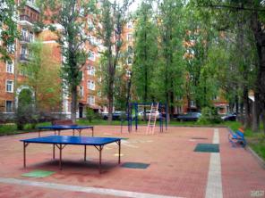 Продажа квартиры в знаменитых красных домах.