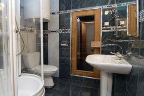 Продается 4 комнатная квартира 160м.кв