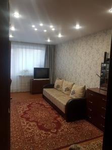 Продажа трехкомнатной квартиры .