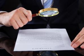 Услуги проведения экспертизы документов в Новосибирске