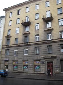 Продам 2 ккв на Нарвском пр.д.13 за 4 250 000 руб.